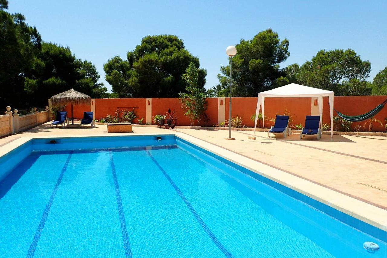 Villa Buganvilla Elche Exterior photo